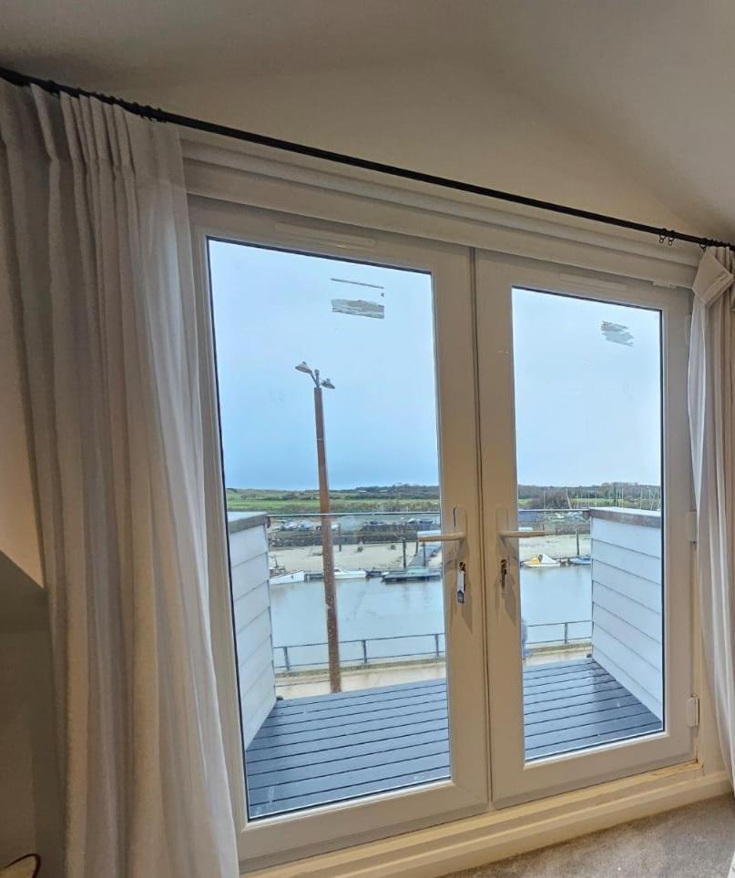 River Breeze Balcony 4 Littlehampton Exteriör bild